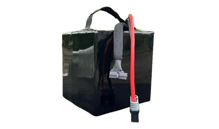 中大型吊運(yùn)無人機(jī)電池